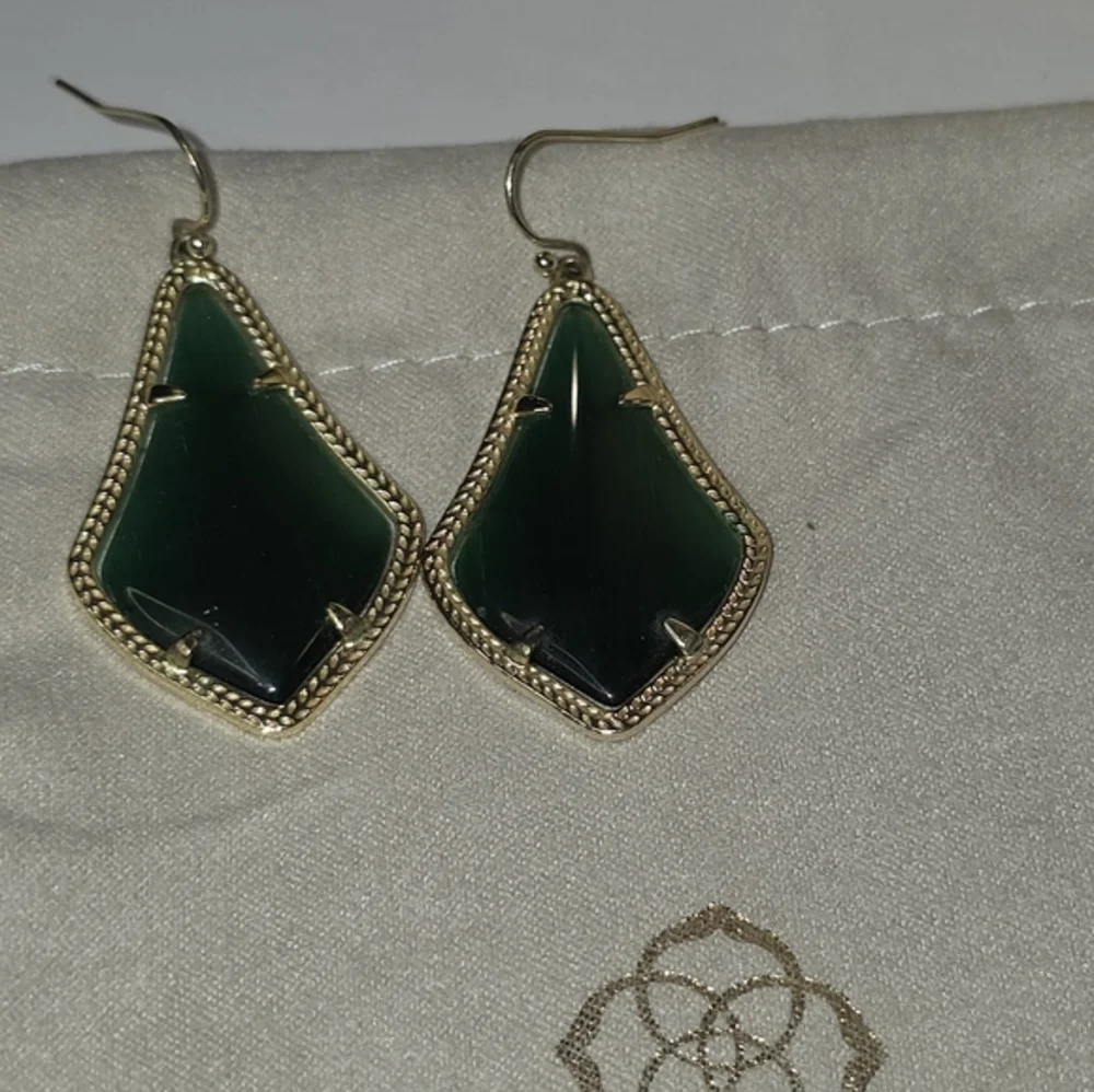 Kendra Scott Alex Simulated‎ Cat's Eye Green Earrings Gold Plated May Birth